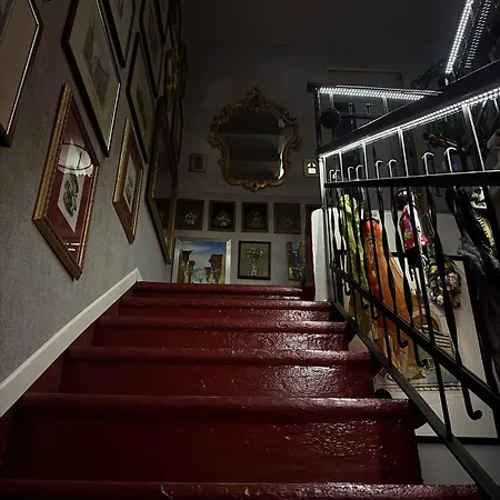 Проживание в семье Palazzo Adalgisa