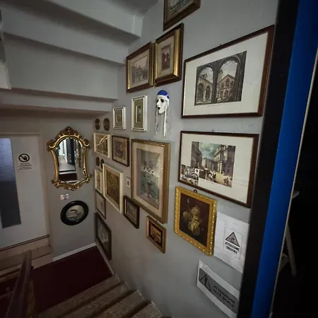 Проживание в семье Palazzo Adalgisa