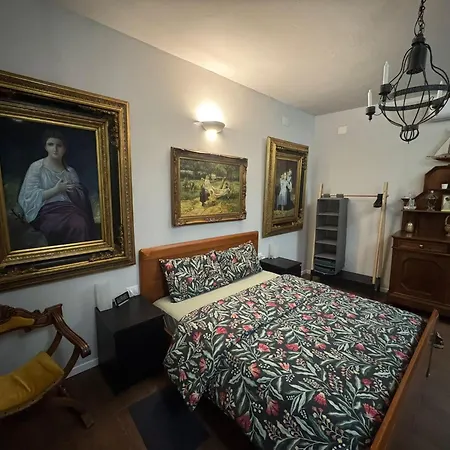 Проживание в семье Palazzo Adalgisa *